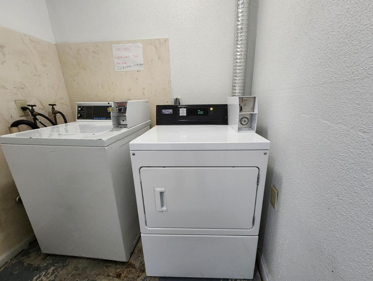 Express Inn Hobby Airport Хьюстон Экстерьер фото