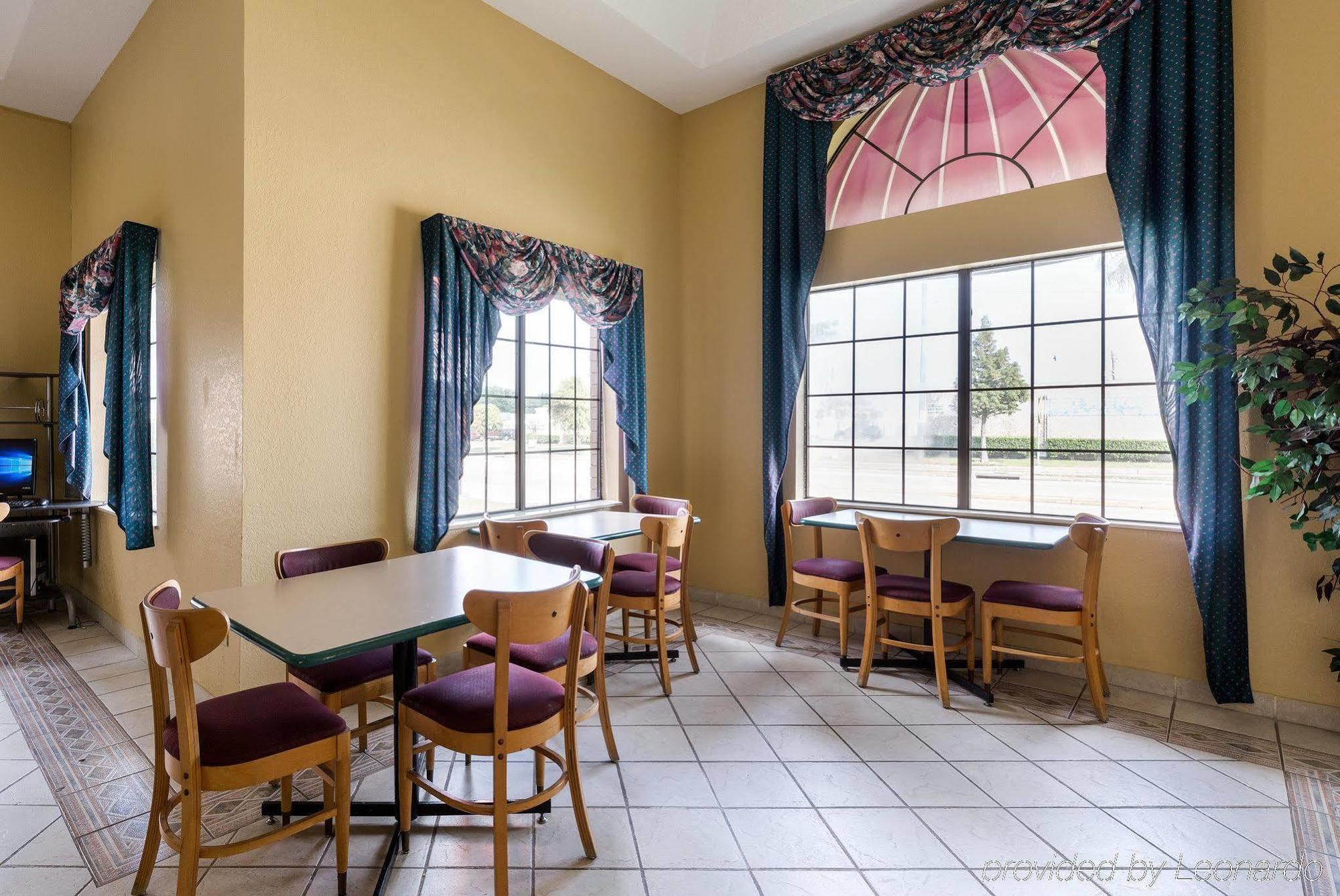 Express Inn Hobby Airport Хьюстон Экстерьер фото
