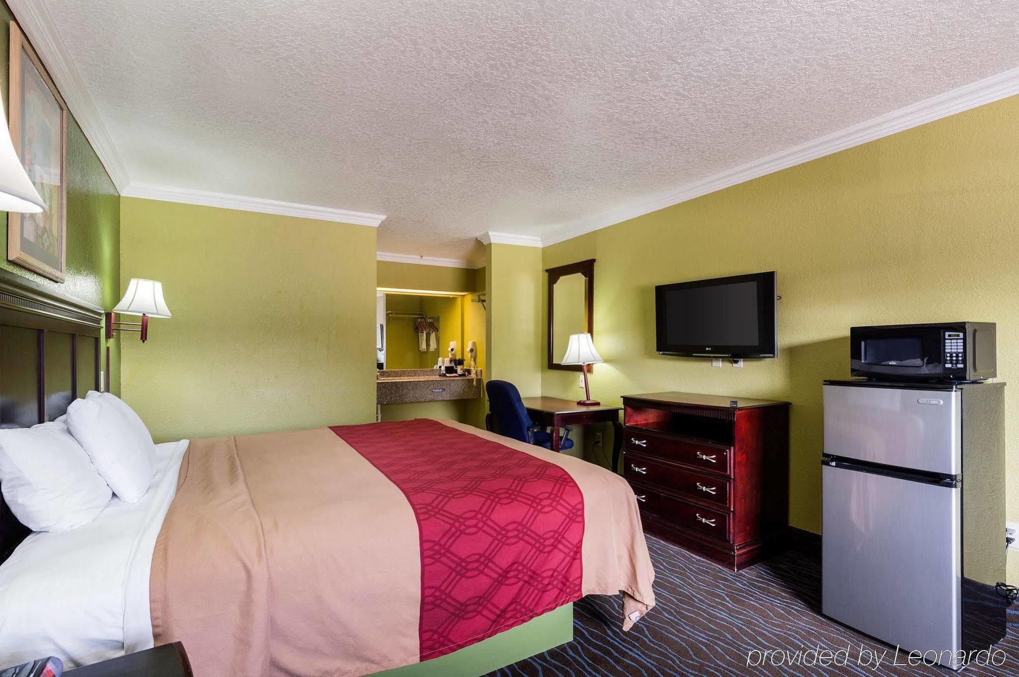Express Inn Hobby Airport Хьюстон Экстерьер фото