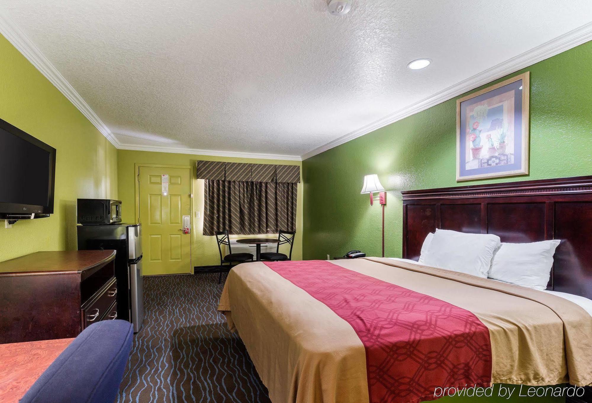Express Inn Hobby Airport Хьюстон Экстерьер фото