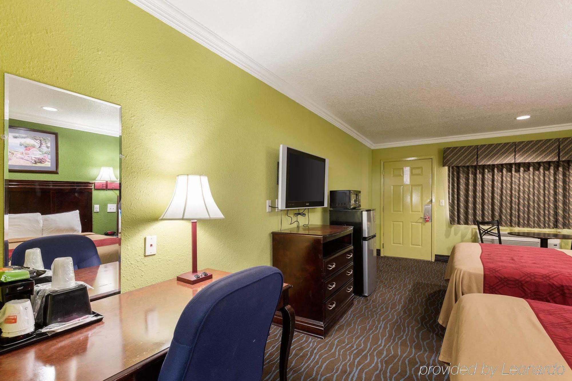 Express Inn Hobby Airport Хьюстон Экстерьер фото