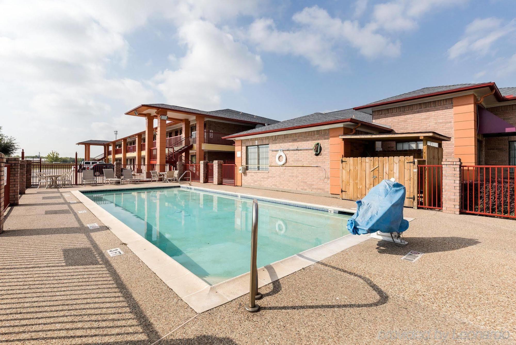 Express Inn Hobby Airport Хьюстон Экстерьер фото